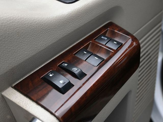 Used 2008 Ford F450 4x4 Crew Cab Super Duty image 13