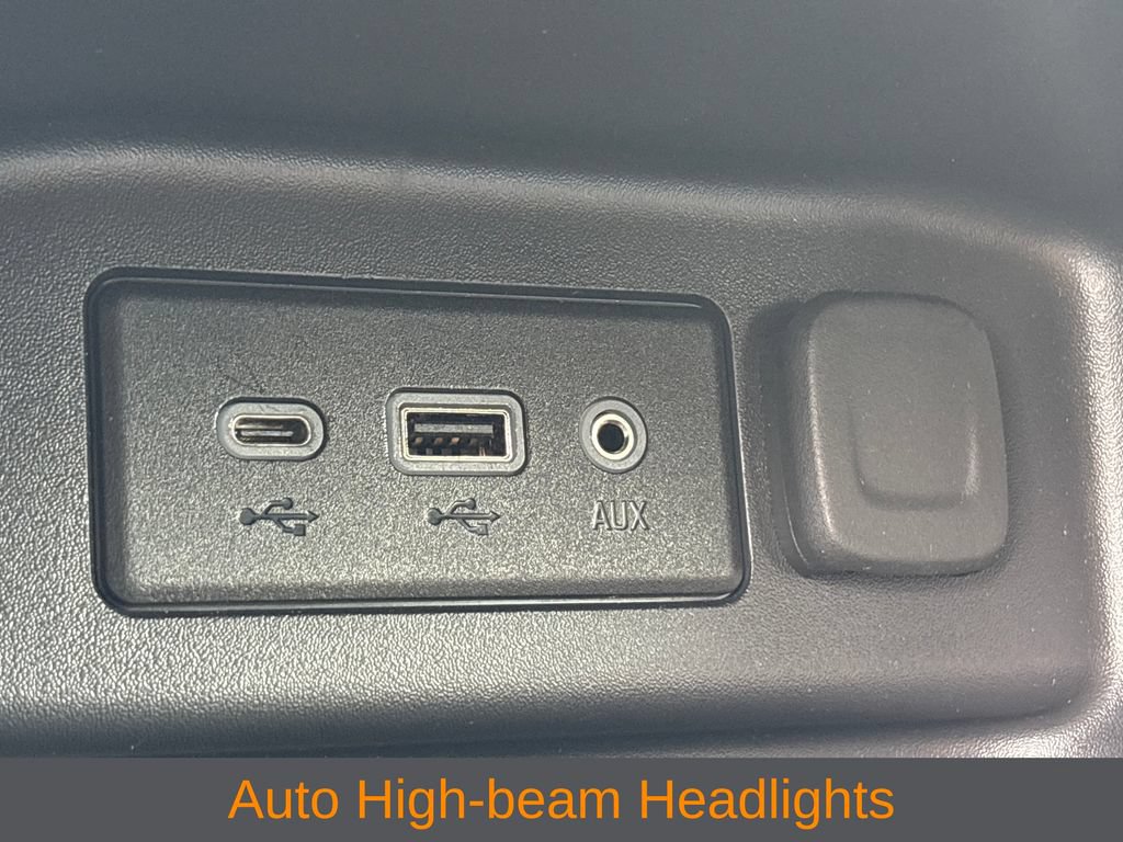 Used 2024 Chevrolet Equinox LT FWD image 10