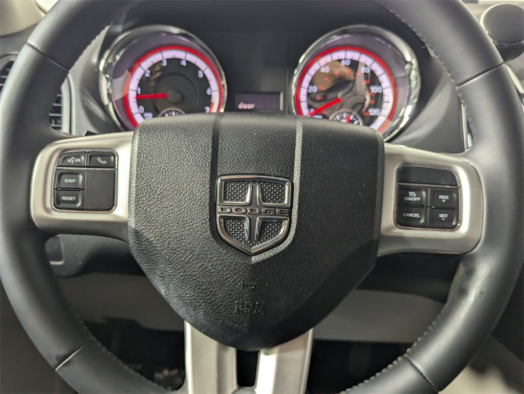 Used 2015 Dodge Grand Caravan American Value Package w/ UConnect Hands-Free Group image 16