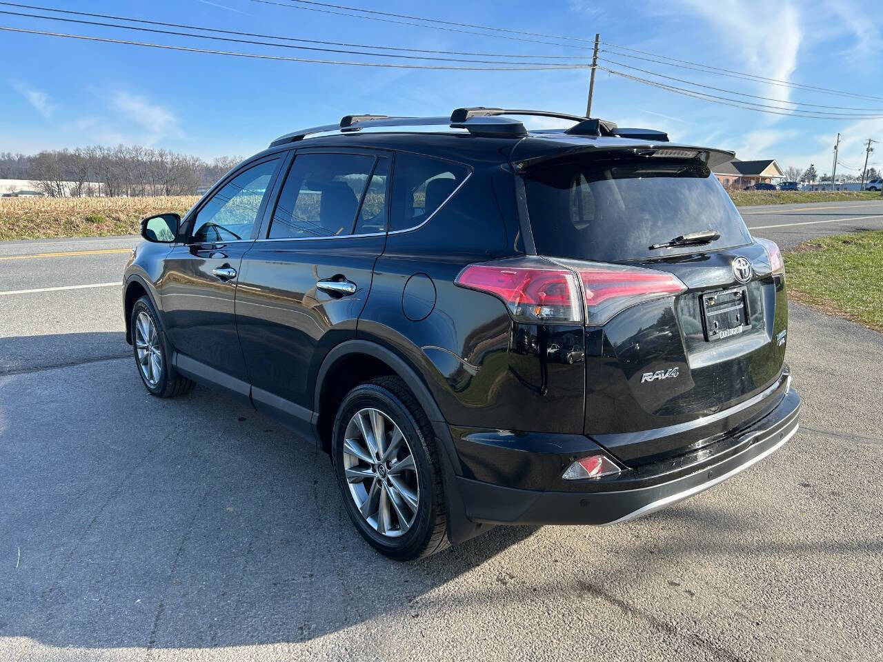 Used 2016 Toyota RAV4 Limited image 9