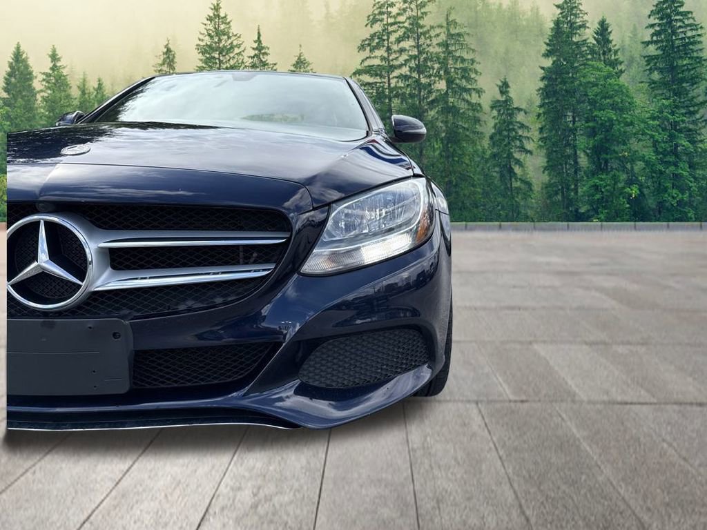 Used 2018 Mercedes-Benz C 300 4MATIC Sedan image 38
