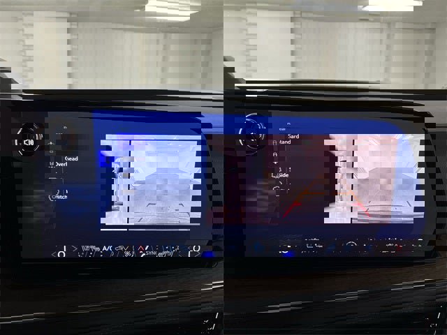 Certified 2025 Chevrolet Suburban High Country image 66