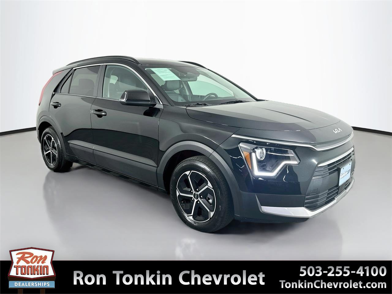 Used 2025 Kia Niro EX
