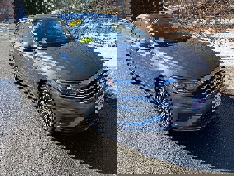 Used 2020 Volkswagen Jetta SEL image 3