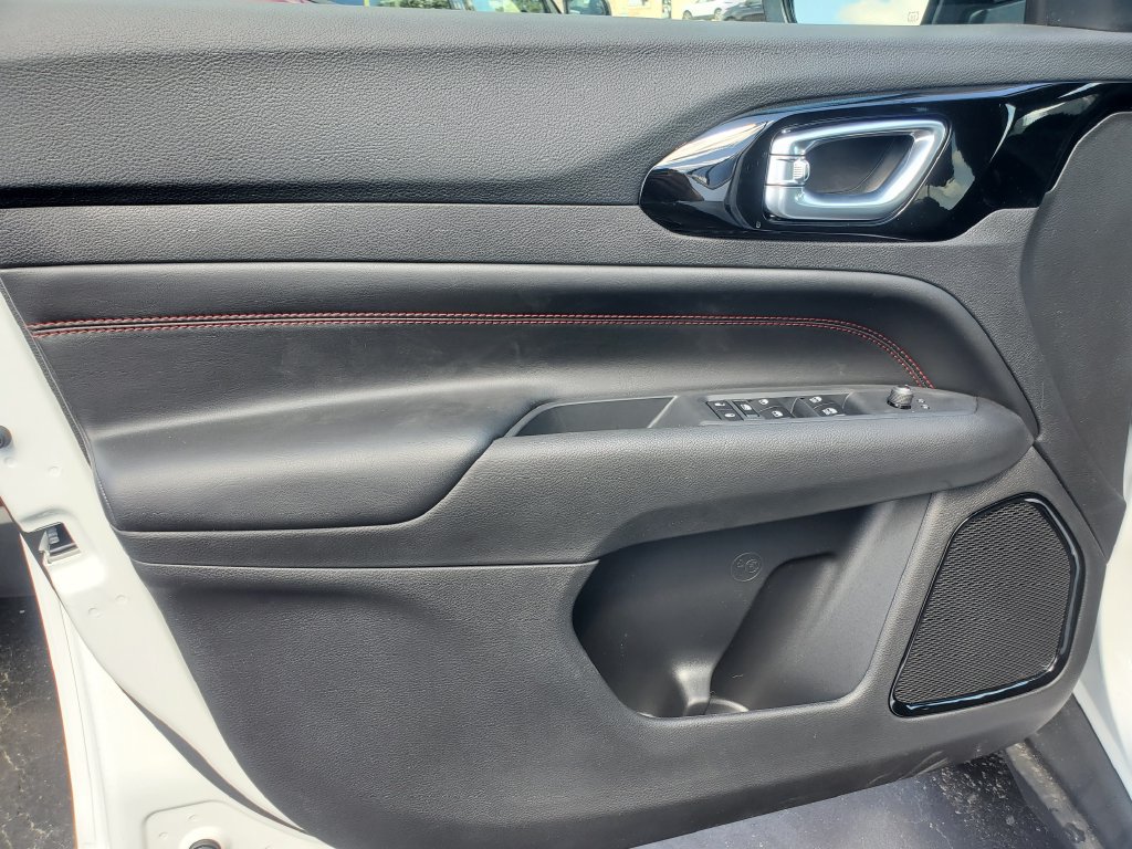 New 2026 Jeep Compass Trailhawk AWD/4WD image 7