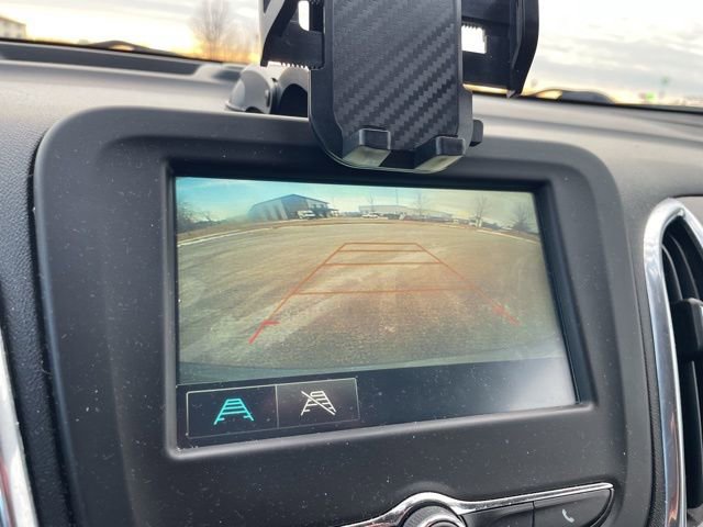 Used 2018 Chevrolet Equinox LT image 8