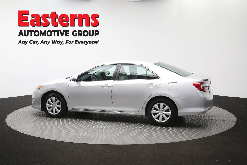 Used 2014 Toyota Camry LE FWD image 62
