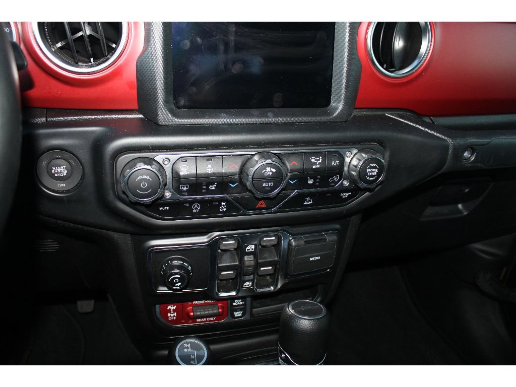 Certified 2022 Jeep Gladiator Rubicon w/ Cold Weather Group image 21