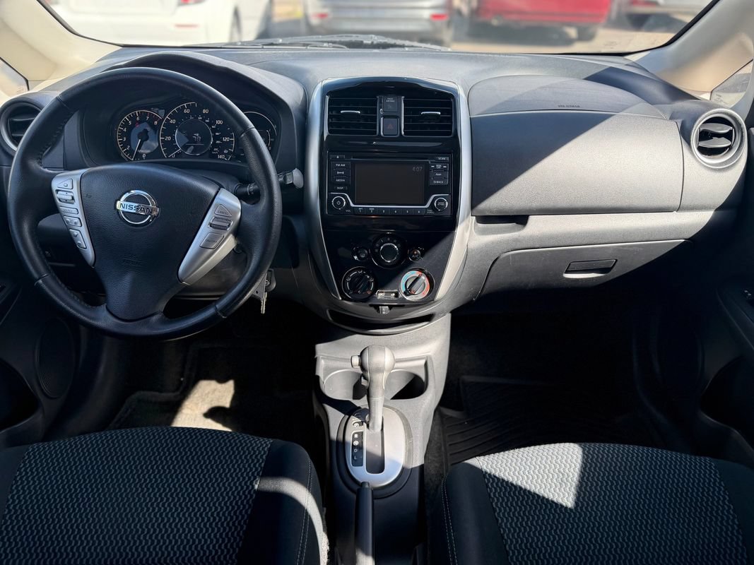 Used 2016 Nissan Versa Note SV FWD image 11