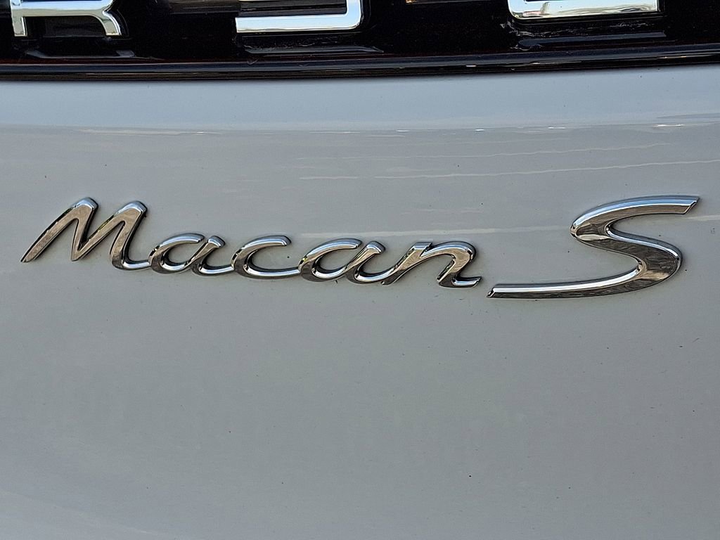 Used 2023 Porsche Macan S image 32
