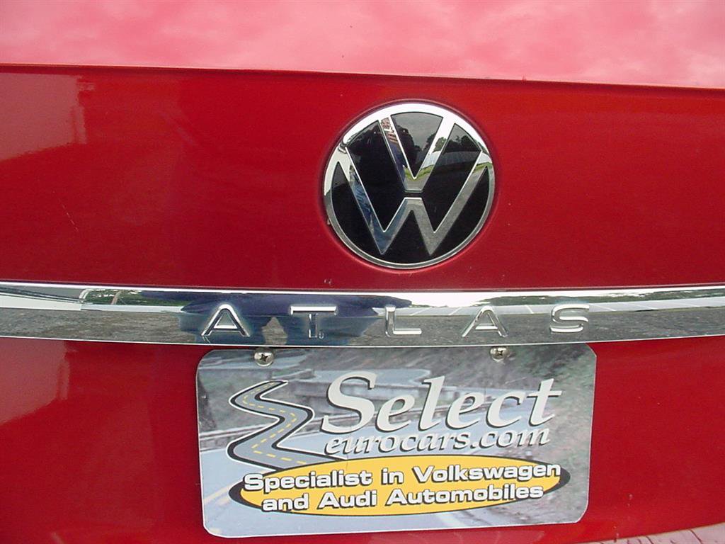 Used 2021 Volkswagen Atlas SEL R-Line image 45