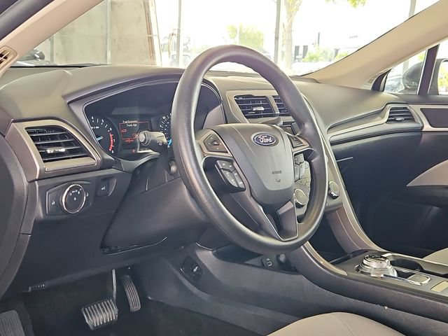 Used 2019 Ford Fusion S FWD image 11