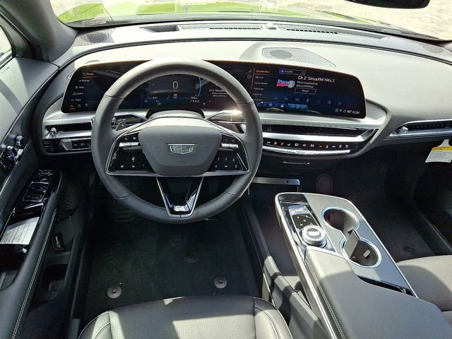 New 2025 Cadillac Lyriq Sport w/ LPO, Floor Liner Package AWD/4WD image 7