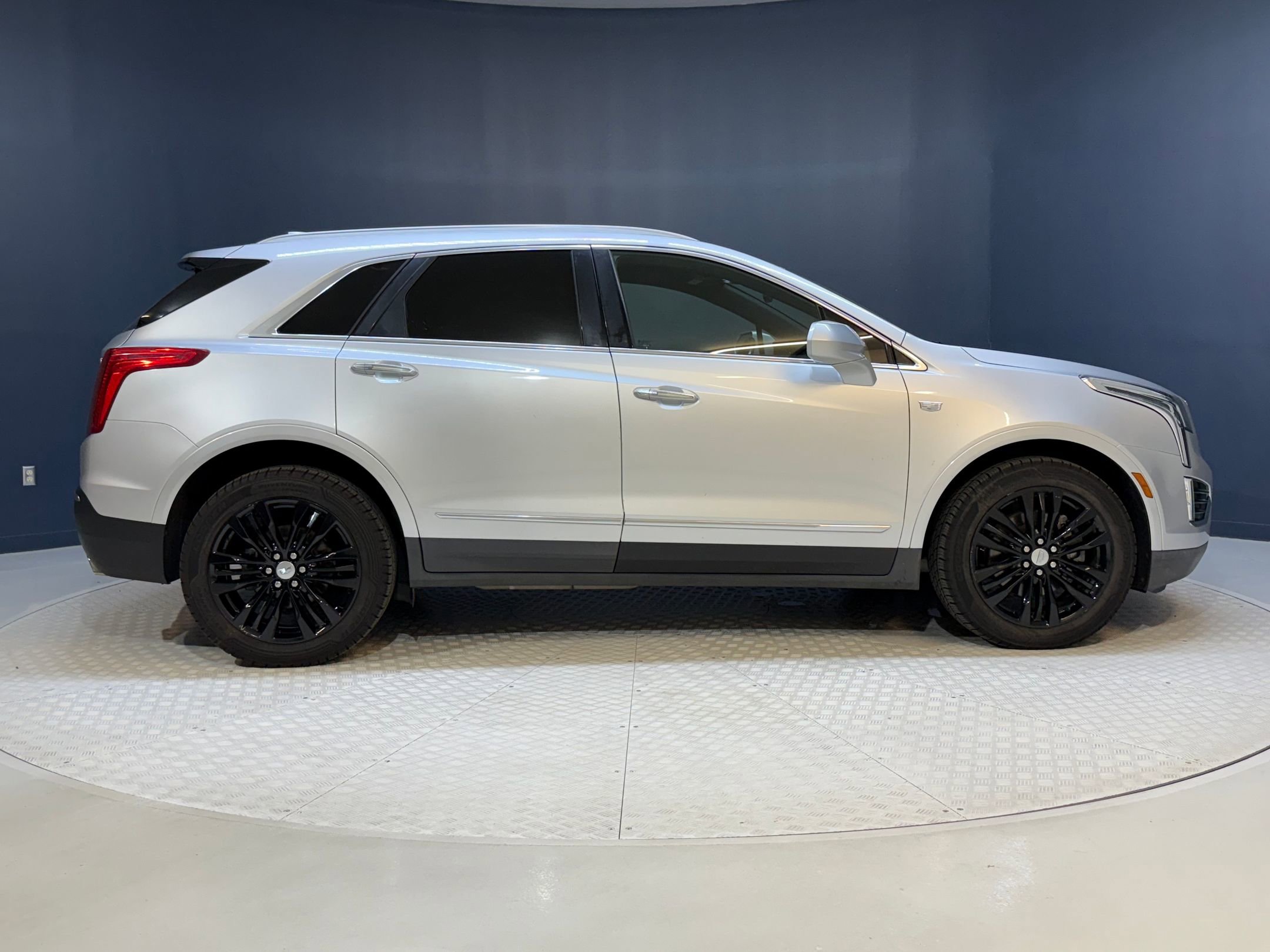 Used 2018 Cadillac XT5 Premium Luxury image 8