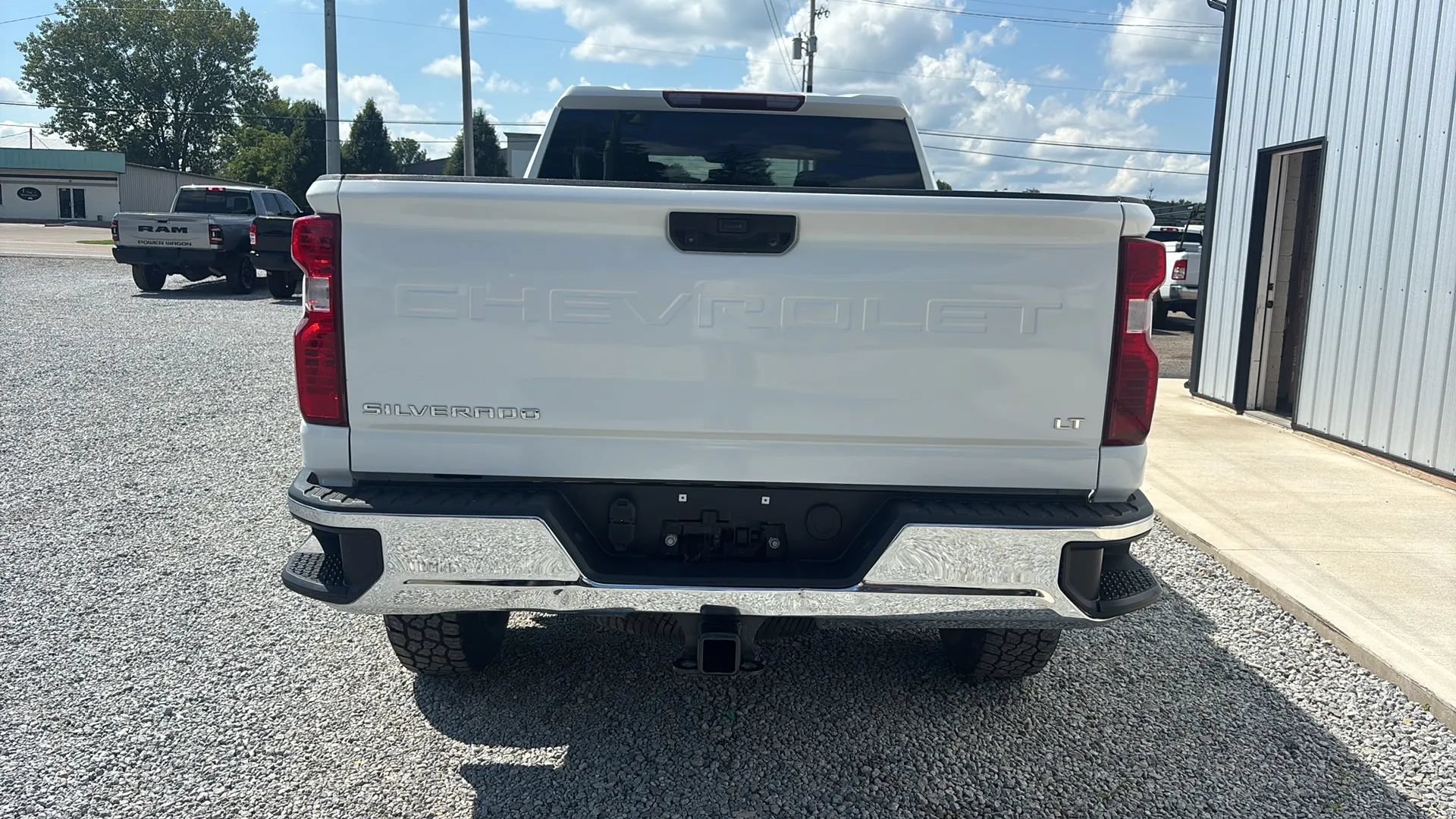 Used 2023 Chevrolet Silverado 2500 LT w/ Convenience Package AWD/4WD image 4