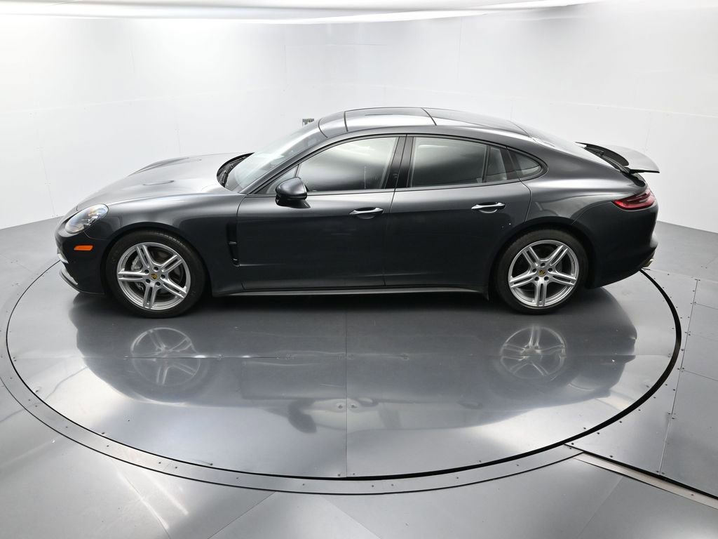 Certified 2018 Porsche Panamera 4 AWD/4WD image 33