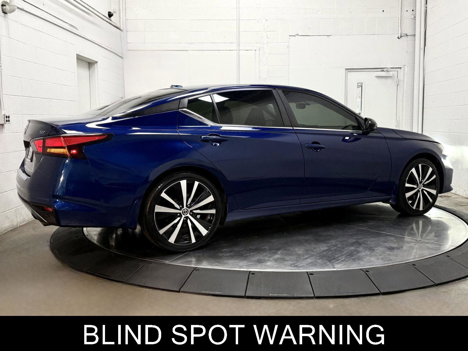 Used 2019 Nissan Altima 2.5 SR FWD image 8