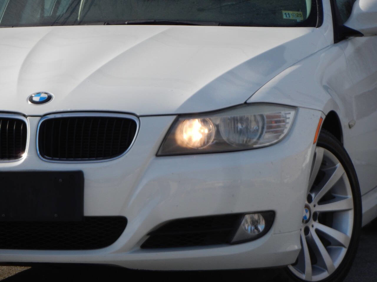 Used 2011 BMW 328i Sedan image 4