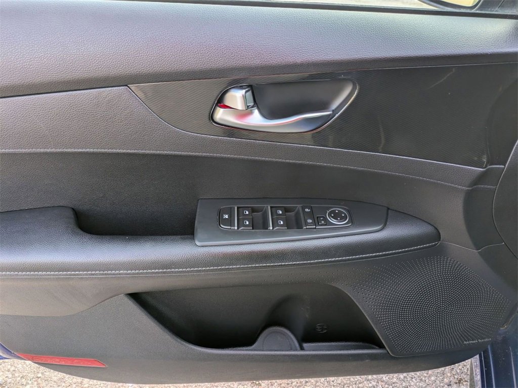 Used 2021 Kia Forte GT-Line w/ GT-Line Premium Package image 14