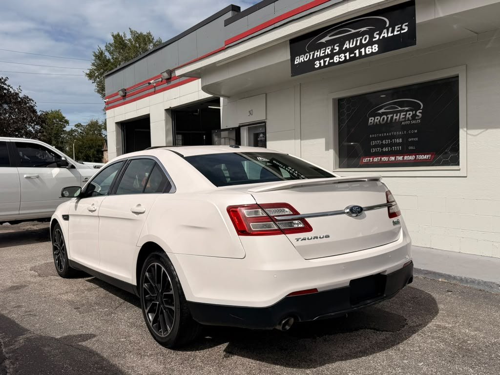 Used 2019 Ford Taurus SHO AWD/4WD image 14
