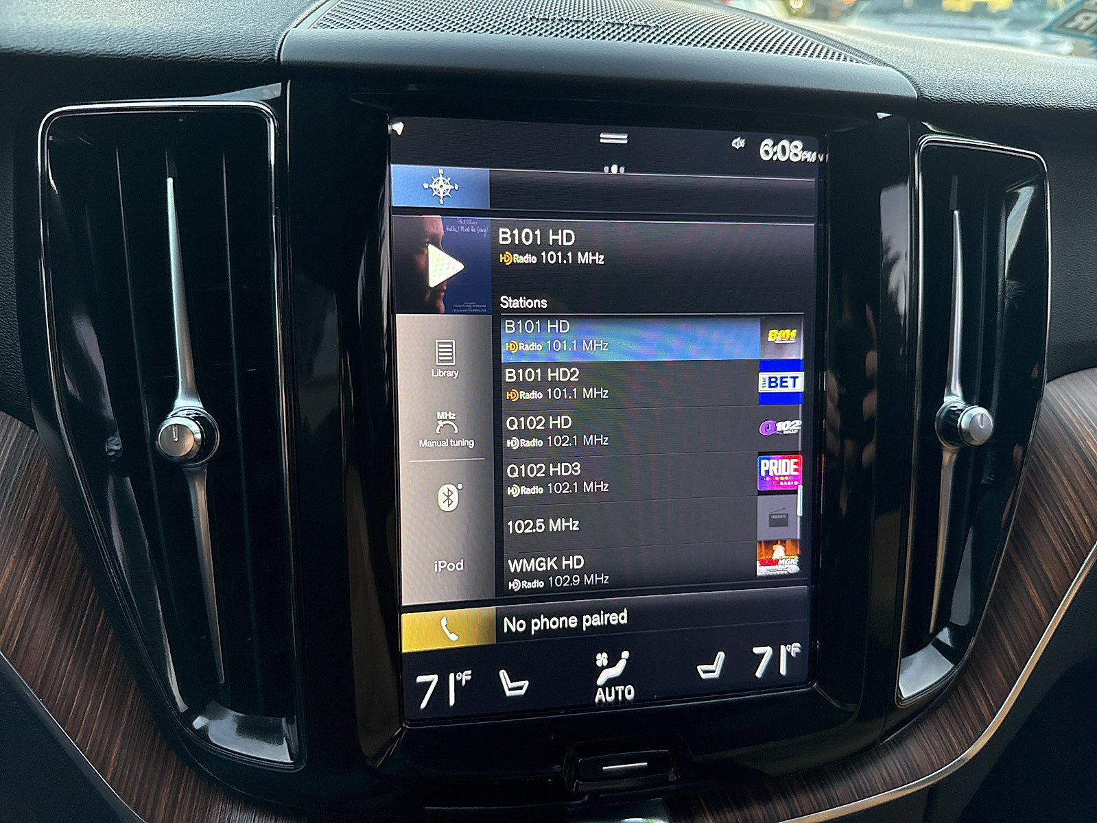 Used 2019 Volvo XC60 T5 Momentum w/ Multimedia Package AWD/4WD image 60