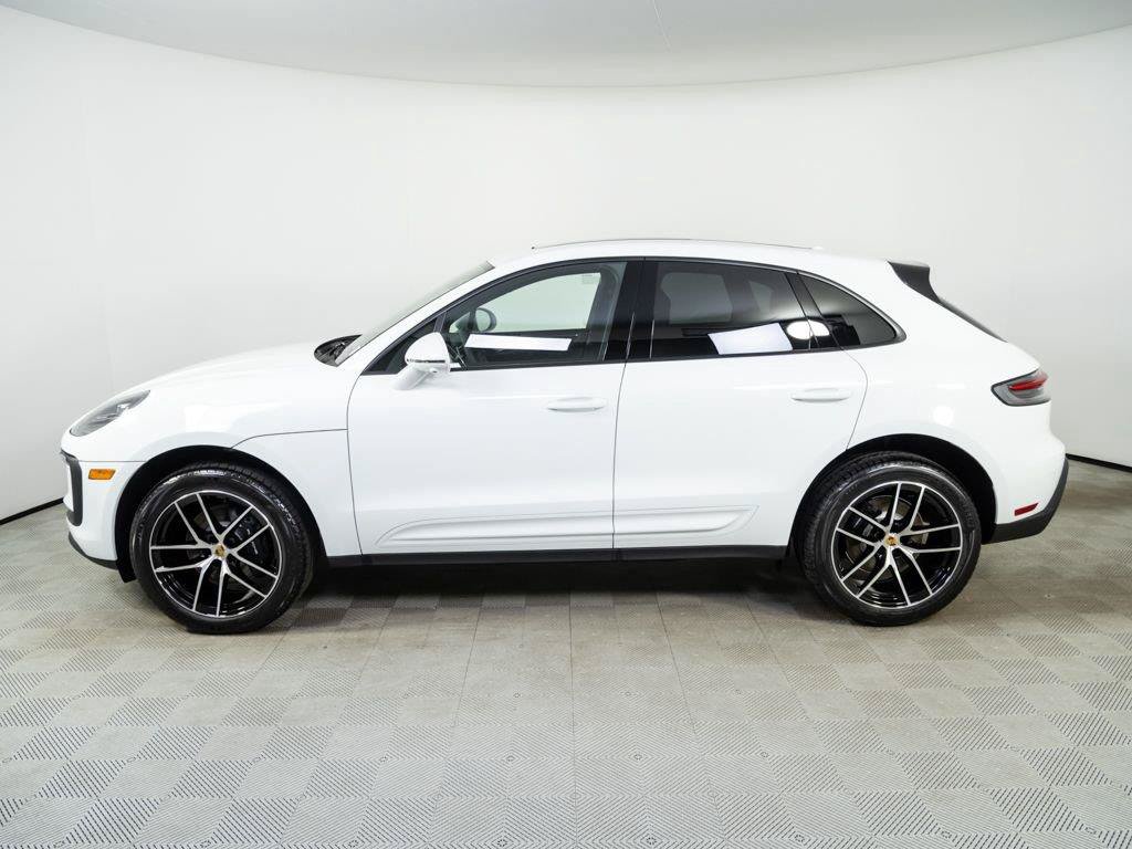 New 2026 Porsche Macan AWD/4WD image 2