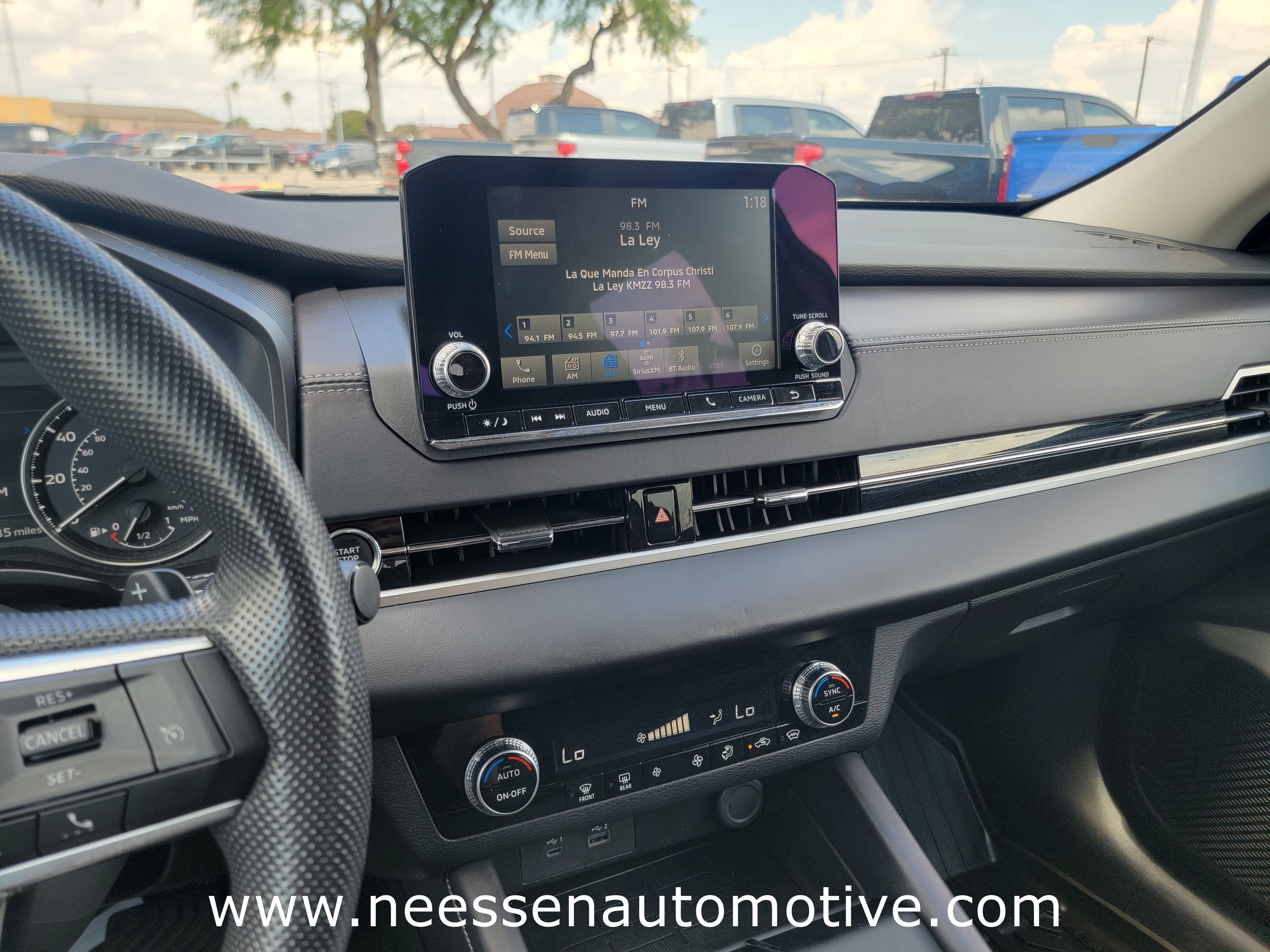 Used 2024 Mitsubishi Outlander ES image 21