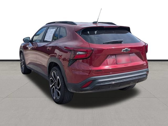 Certified 2024 Chevrolet Trax RS w/ Sunroof Package FWD image 6