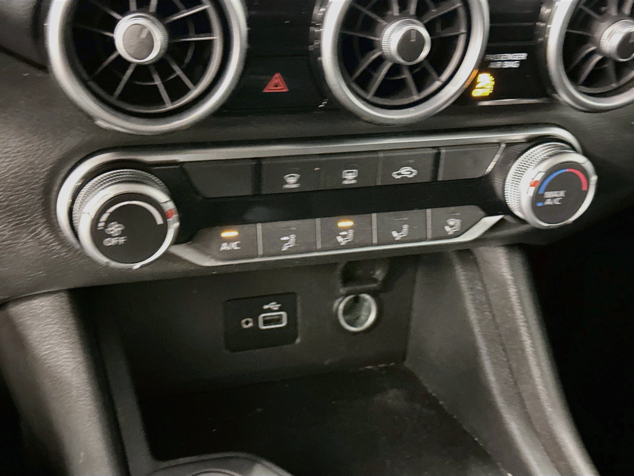 Used 2023 Nissan Sentra S FWD image 24