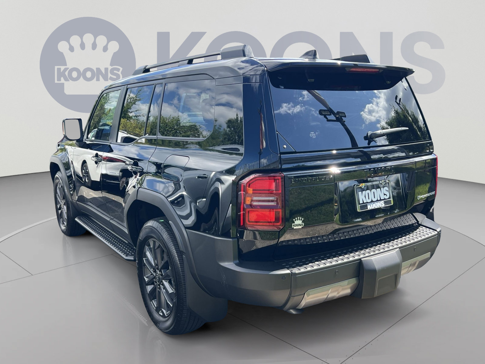 New 2027 Toyota Land Cruiser w/ Premium Package AWD/4WD image 2