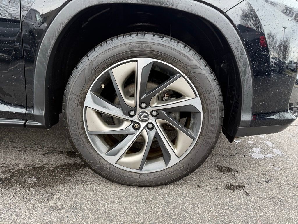 Used 2019 Lexus RX 450hL Luxury w/ Accessory Package image 29
