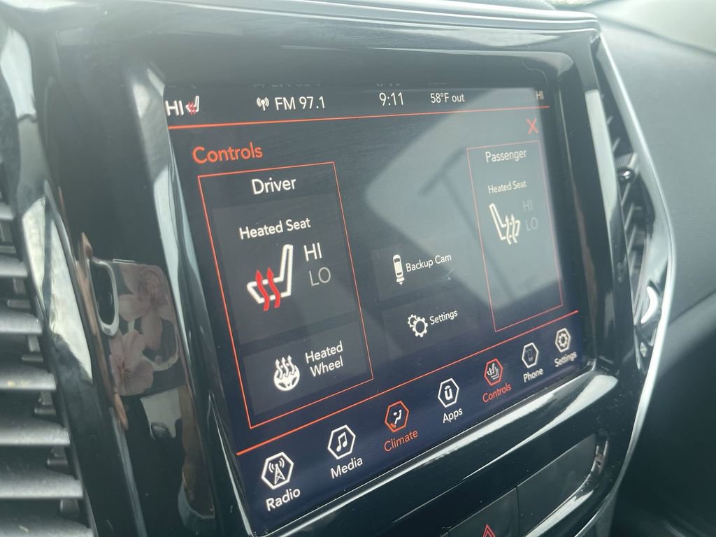 Used 2019 Jeep Cherokee Limited AWD/4WD image 16