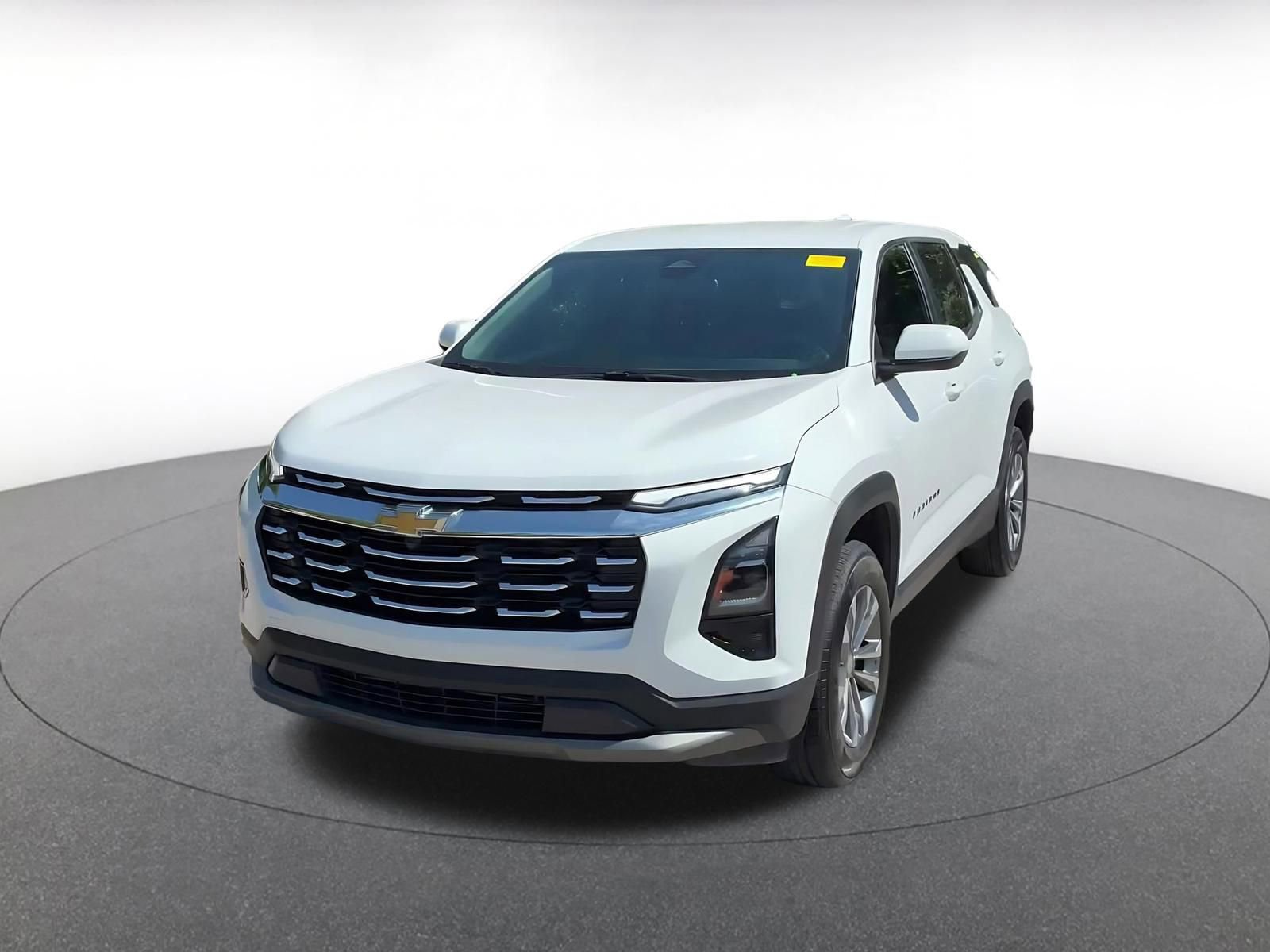 Used 2025 Chevrolet Equinox LT FWD image 7