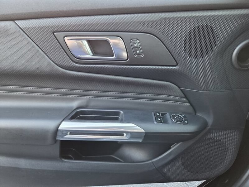 Used 2024 Ford Mustang Premium RWD image 33