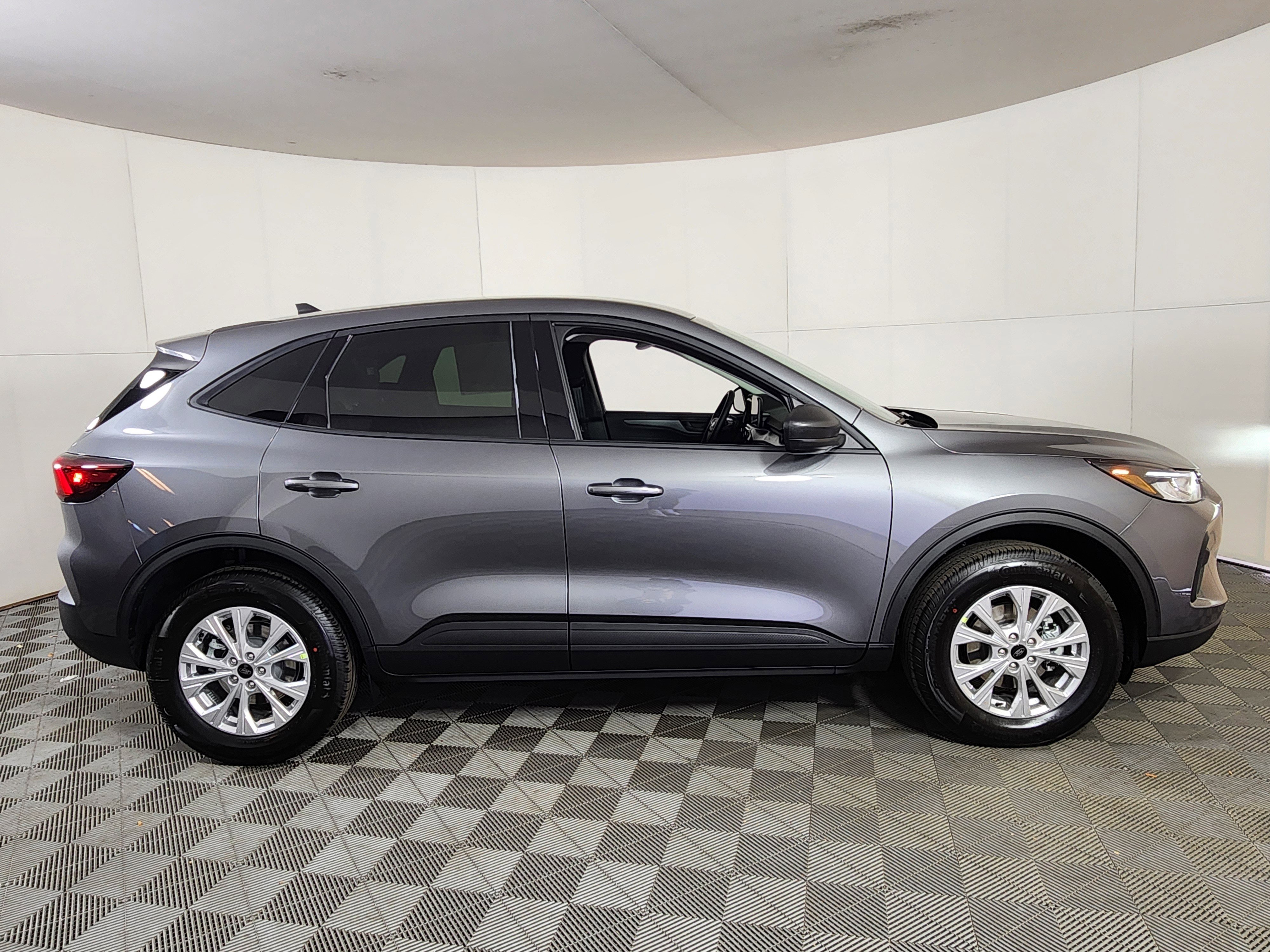 New 2026 Ford Escape Active w/ Cold Weather Package image 8