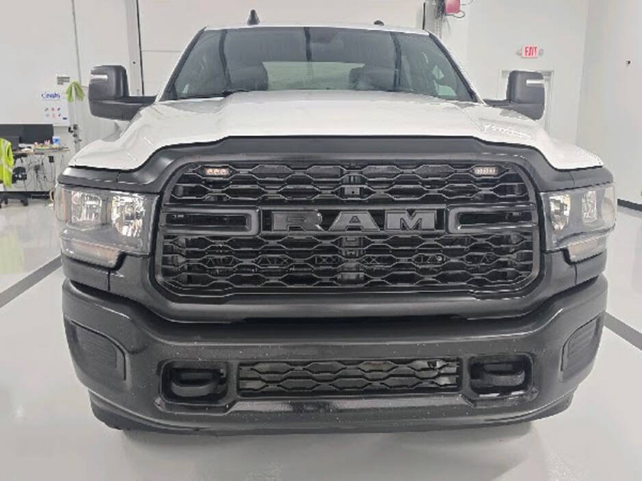Used 2024 RAM 2500 Tradesman AWD/4WD image 4