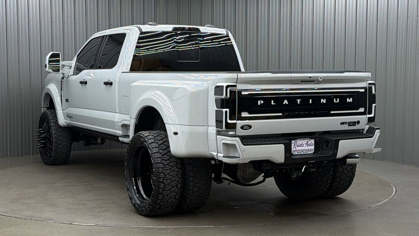 Used 2026 Ford F450 Platinum w/ Platinum Plus Package AWD/4WD image 3
