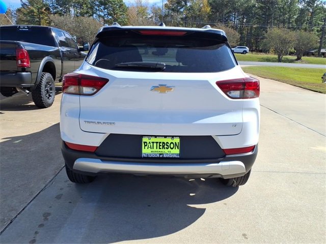 Used 2025 Chevrolet TrailBlazer LT image 3