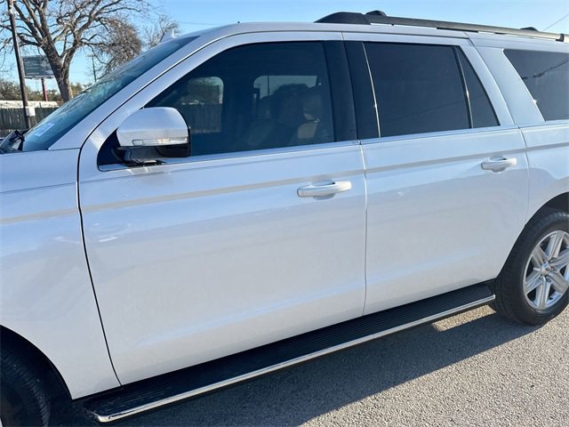 Certified 2018 Ford Expedition Max XLT w/ Equipment Group 202A image 35