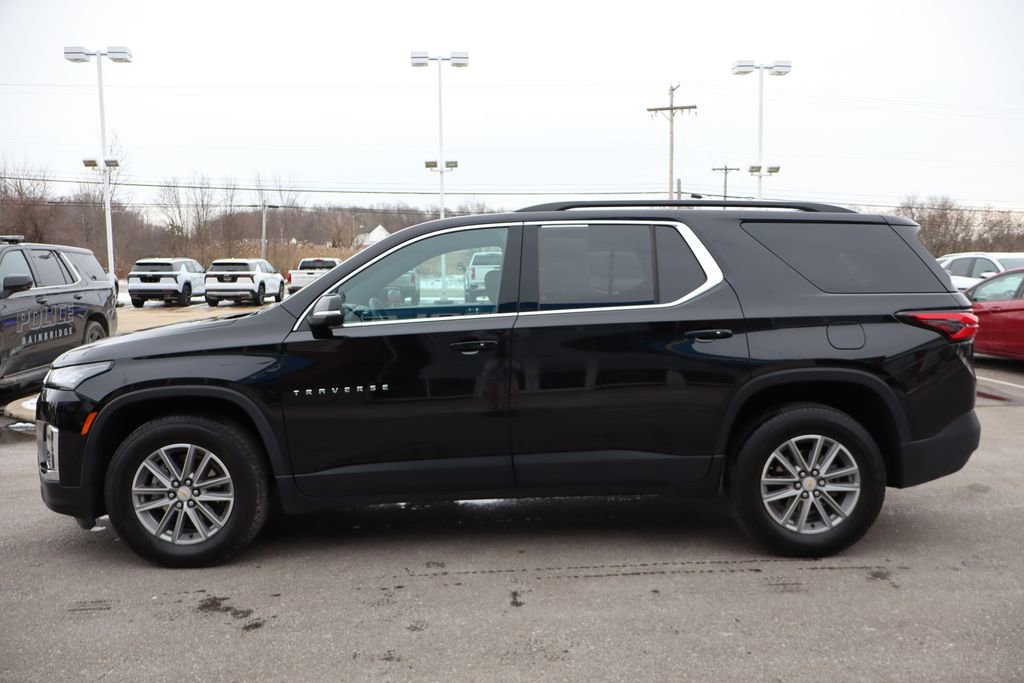 Used 2023 Chevrolet Traverse LT image 27