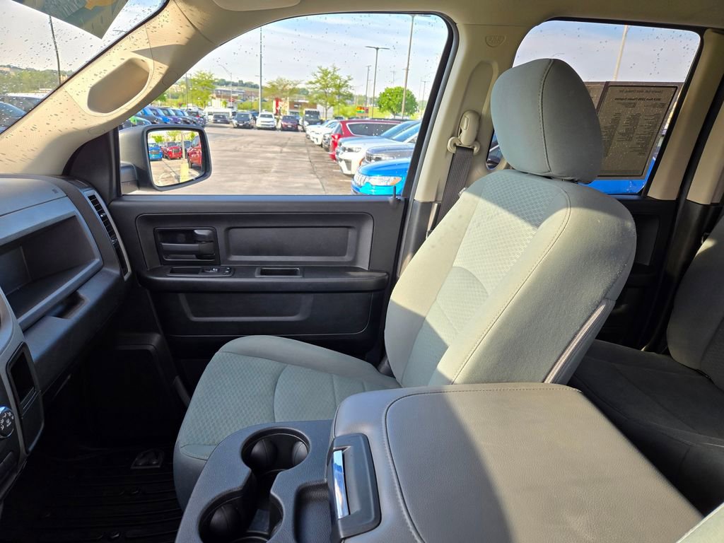 Used 2019 RAM 1500 Express w/ Express Value Package AWD/4WD image 26