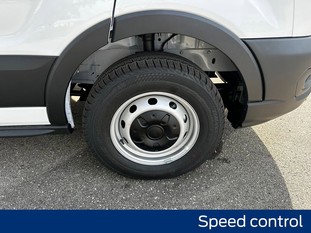 New 2026 Ford Transit 250 148 Medium Roof w/ Load Area Protection Package image 15