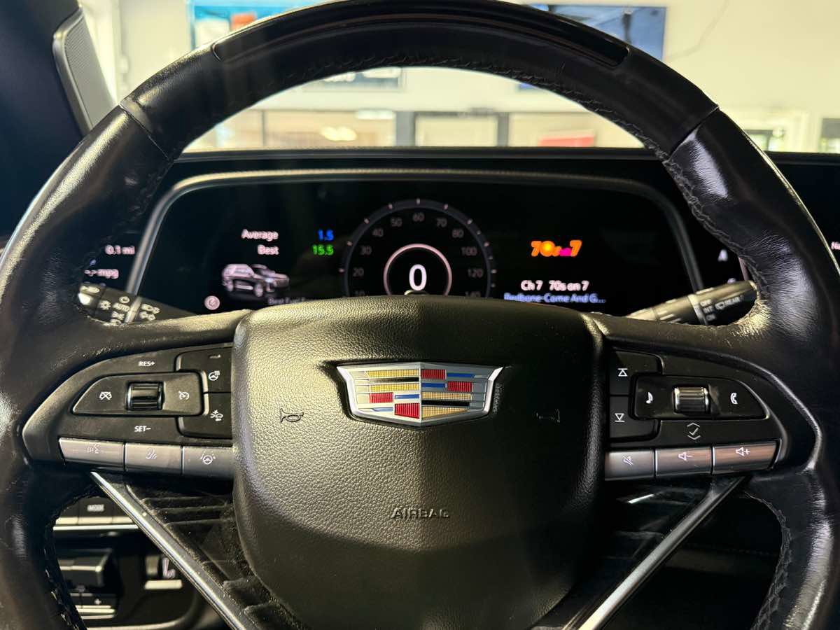 Used 2021 Cadillac Escalade Sport w/ Driver Assist Tech Package AWD/4WD image 17