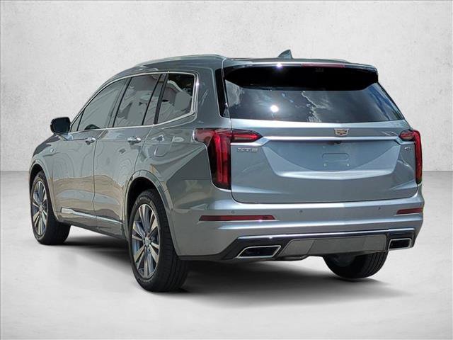 Used 2025 Cadillac XT6 Premium Luxury w/ Technology Package FWD image 8