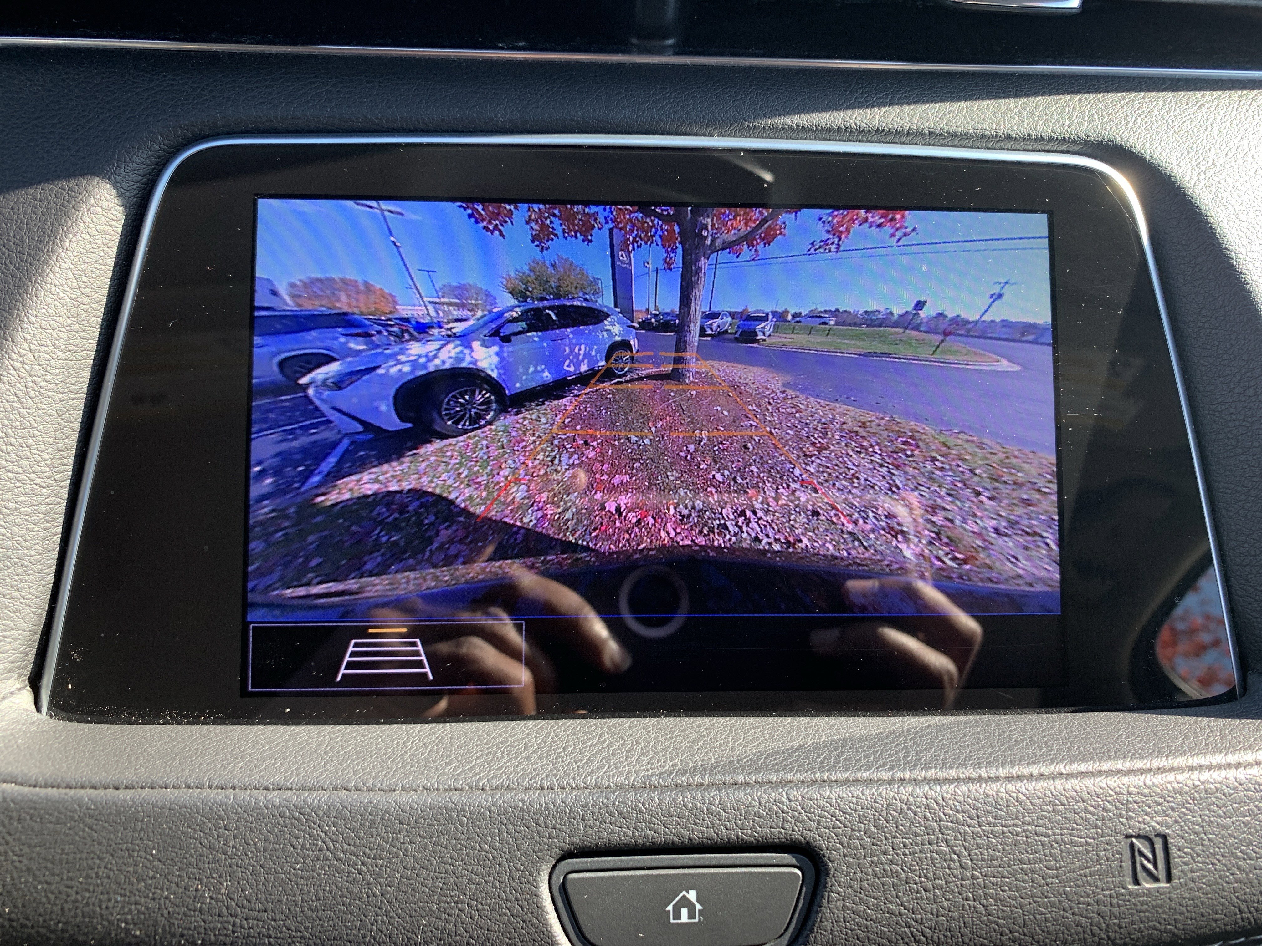 Used 2020 Cadillac XT4 Premium Luxury image 25