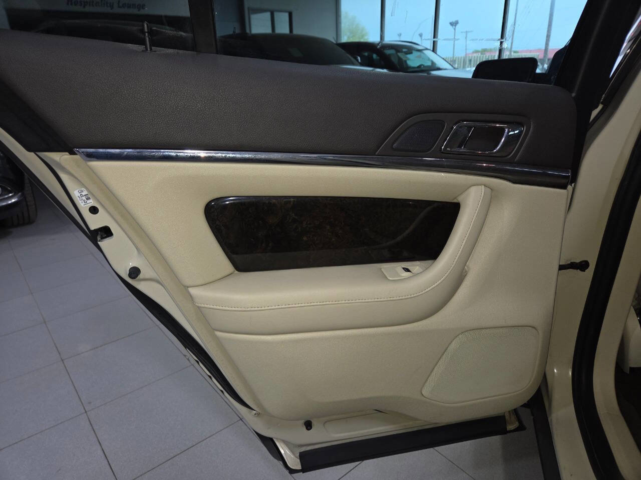 Used 2015 Lincoln MKS AWD w/ Equipment Group 101A image 19