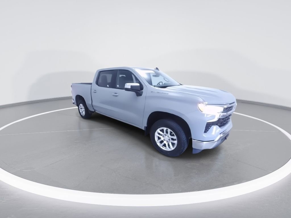 Used 2024 Chevrolet Silverado 1500 LT image 3