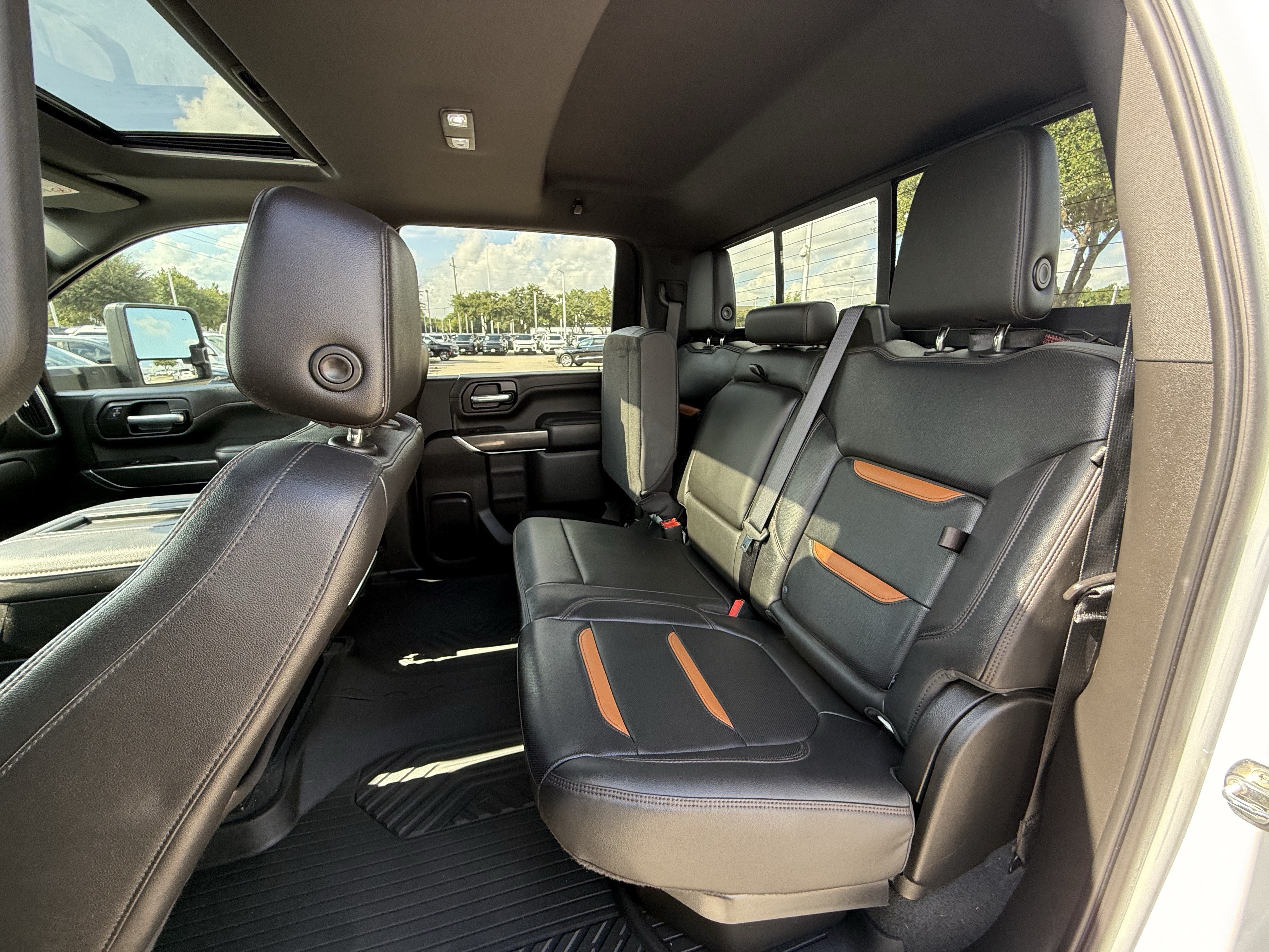Used 2020 GMC Sierra 2500 AT4 w/ Technology Package AWD/4WD image 29