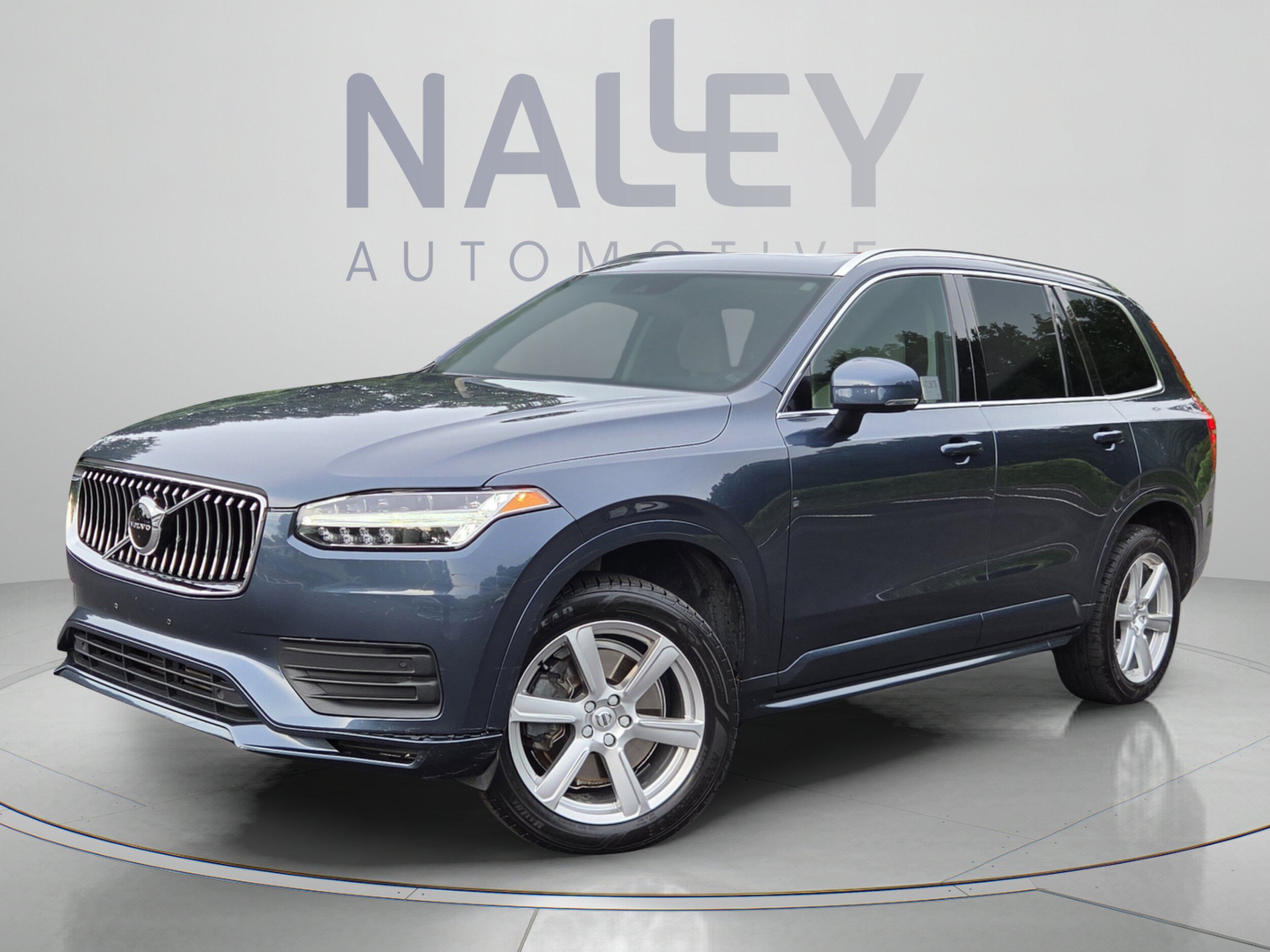 Used 2020 Volvo XC90 T6 Momentum