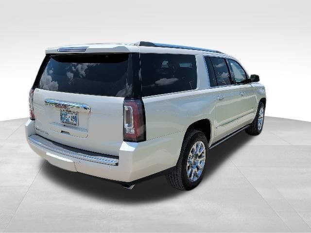 Used 2015 GMC Yukon XL Denali w/ Premium Package AWD/4WD image 16